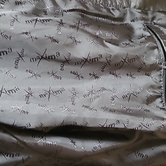 Maxima Wilson's Leather Jacket - Picture 6 of 7